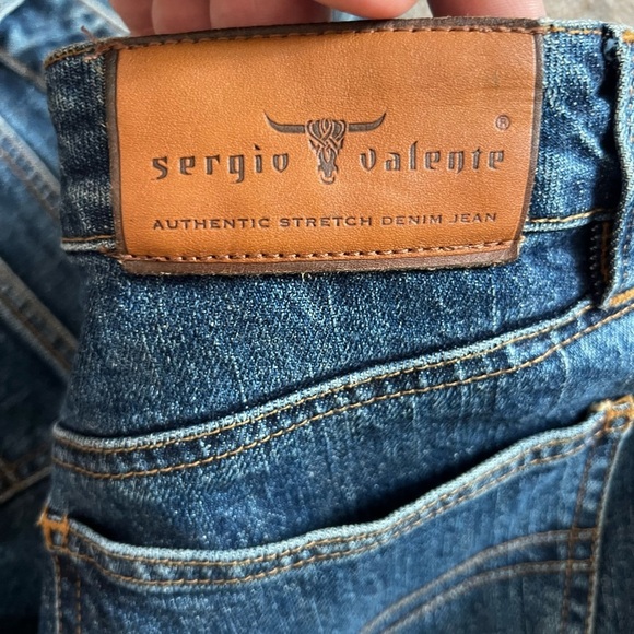 Sergio Valente Blue Boot Cut Jeans with Classic Styling Size 30 - Picture 3 of 4